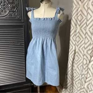 Faith Rowan Leeves Chambray Smocked Dress Women’s size S handmade‎